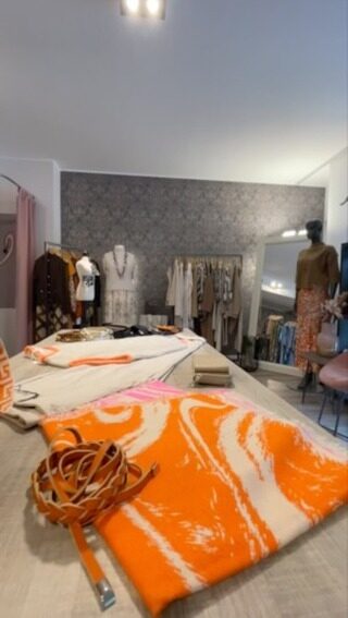 Instagram post from make.it.kleidsam. This post is in position 12.