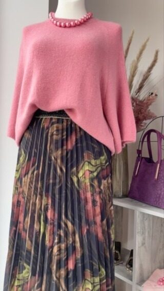 Instagram post from make.it.kleidsam. This post is in position 8.